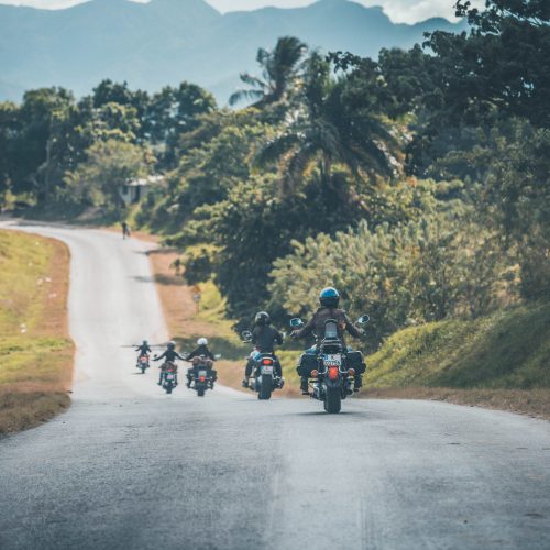 con-motos-carretera-Cienfuegos-Trinidad-11-1.jpg